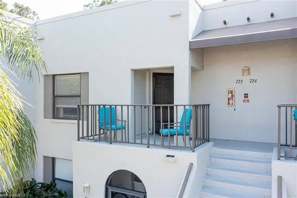 3323 Olympic DR #723, Naples, FL 34105