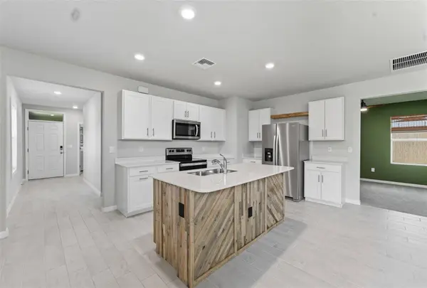 2788 STAR CORAL DR, North Fort Myers, FL 33903