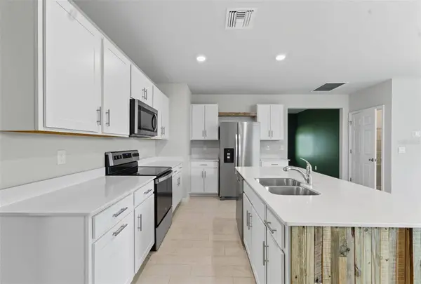2788 STAR CORAL DR, North Fort Myers, FL 33903