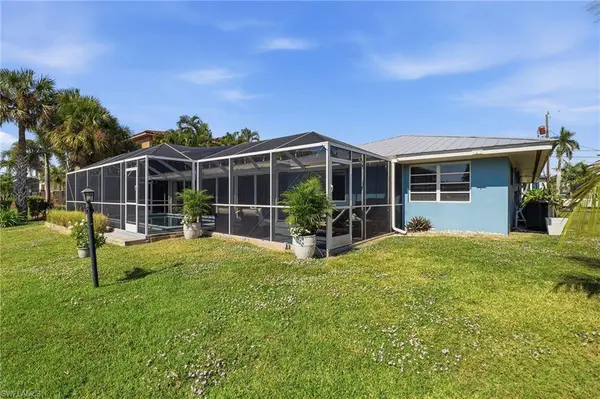 2211 Bayview RD, Punta Gorda, FL 33950