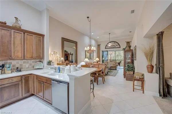 12040 Matera LN #202, Bonita Springs, FL 34135