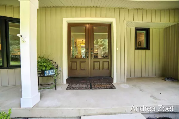 8300 Arapaho SE Trail, Alto, MI 49302