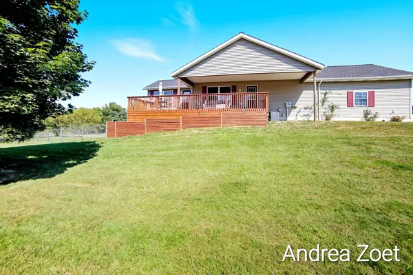 2673 Wildflower Drive, Middleville, MI 49333