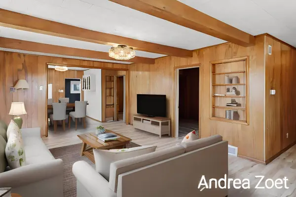 471 4th Avenue, Lake Odessa, MI 48849
