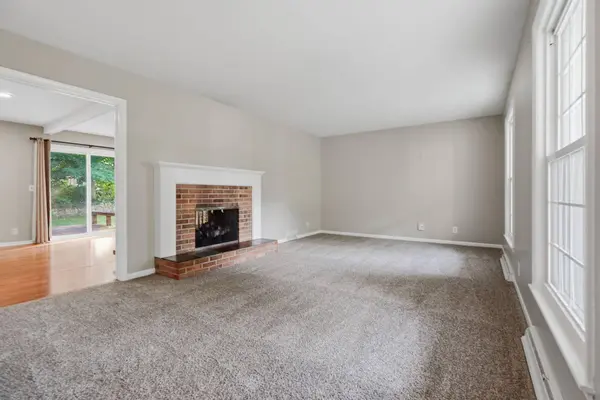 3501 Newcastle SE Drive, Grand Rapids, MI 49508