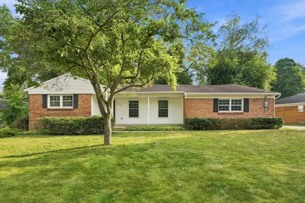 3501 Newcastle SE Drive, Grand Rapids, MI 49508