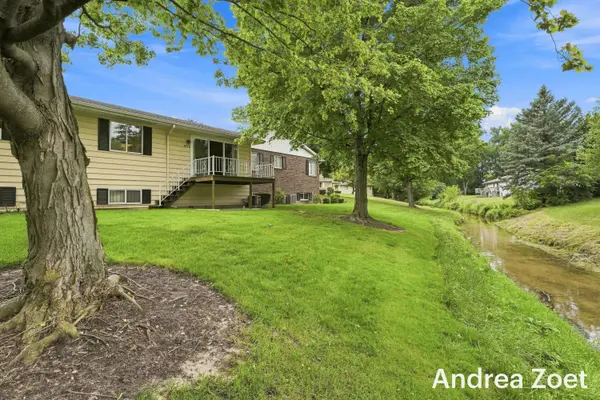 5773 Leisure South SE Drive