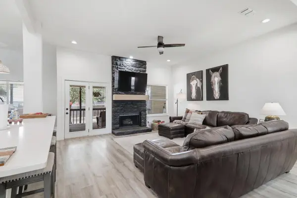 511 Debora DR, Georgetown, TX 78628