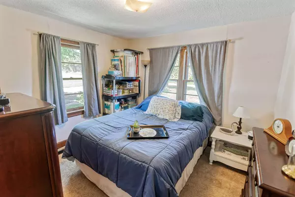 1164 Hirestown Rd, Westmoreland, TN 37186