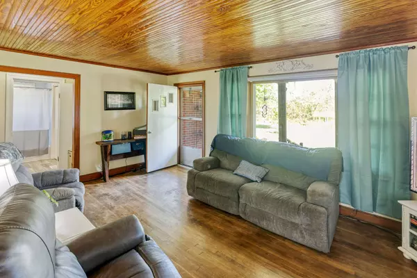 1164 Hirestown Rd, Westmoreland, TN 37186