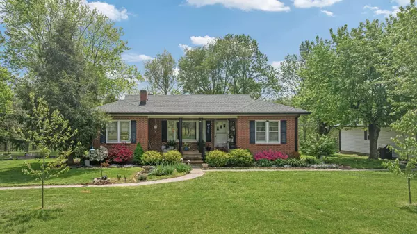 1164 Hirestown Rd, Westmoreland, TN 37186