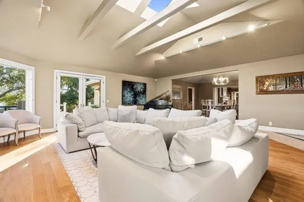 16 Hollins Drive, Santa Cruz, CA 95060