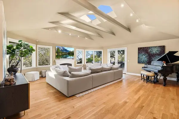 16 Hollins Drive, Santa Cruz, CA 95060