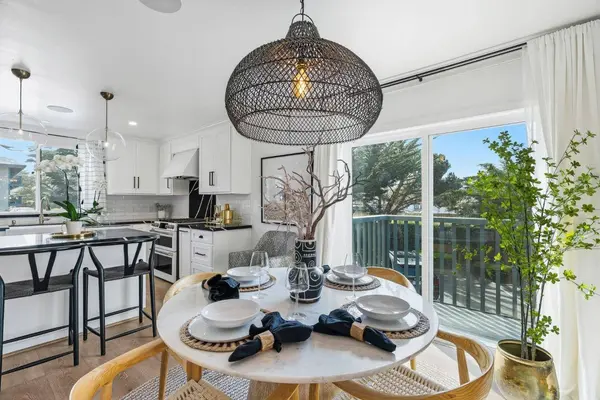 37 La Playa ST 37, Monterey, CA 93940