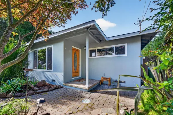 1690 Harper ST, Santa Cruz, CA 95062