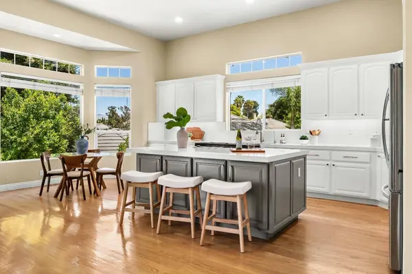 961 Oak Creek CT, Hollister, CA 95023