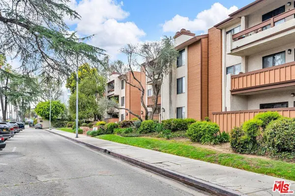 15155 Sherman Way #5, Van Nuys, CA 91405