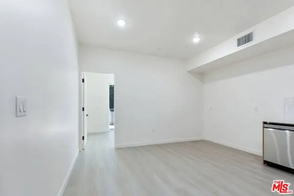 1124 S Normandie AVE, Los Angeles, CA 90006