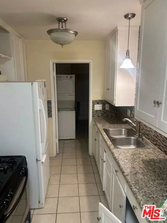 900 W 19th St, Long Beach, CA 90806