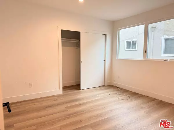 914 7th ST #9, Santa Monica, CA 90403