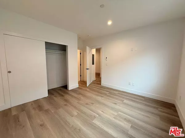 914 7th ST #9, Santa Monica, CA 90403