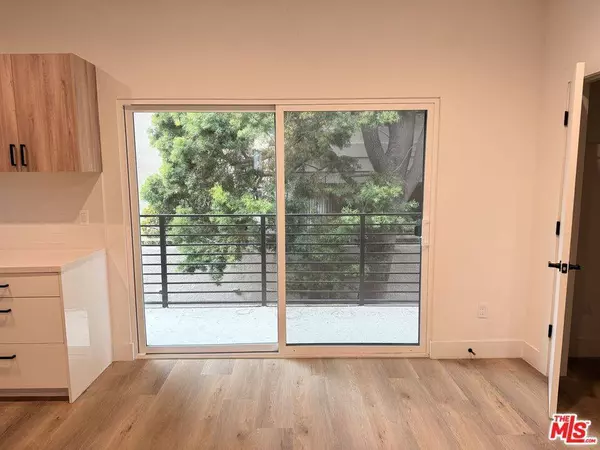 914 7th ST #9, Santa Monica, CA 90403