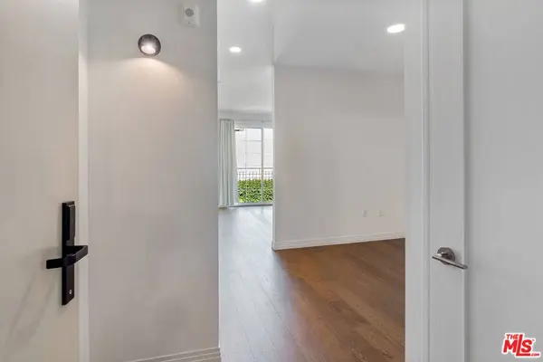 11908 Exposition BLVD #403, Los Angeles, CA 90064