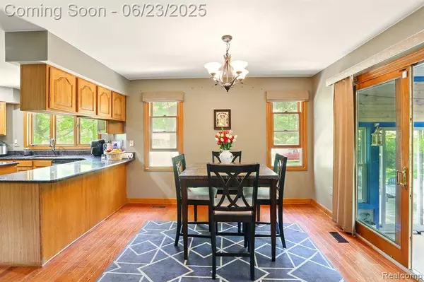 11970 Diamond Drive, Shelby Twp, MI 48315