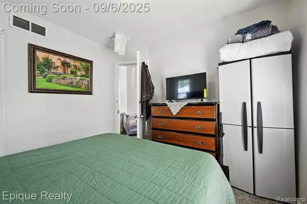 22684 Tulane Avenue, Farmington Hills, MI 48336