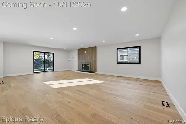 15775 Nader Court Court, Clinton Twp, MI 48038