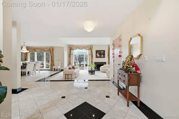 2029 Birchwood WAY, Bloomfield Hills, MI 48302