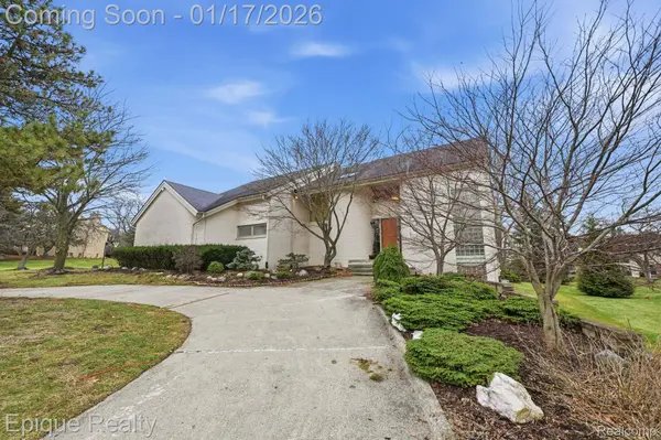 2029 Birchwood WAY, Bloomfield Hills, MI 48302