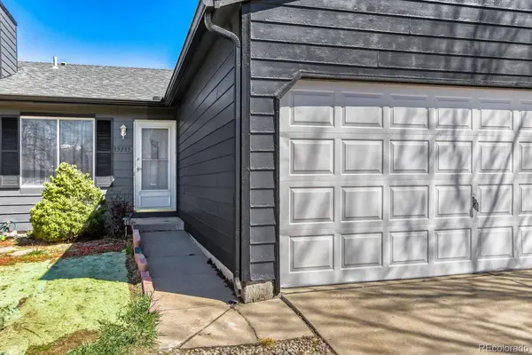 19335 E Batavia PL, Aurora, CO 80011