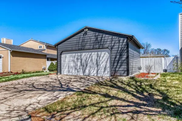 19335 E Batavia PL, Aurora, CO 80011