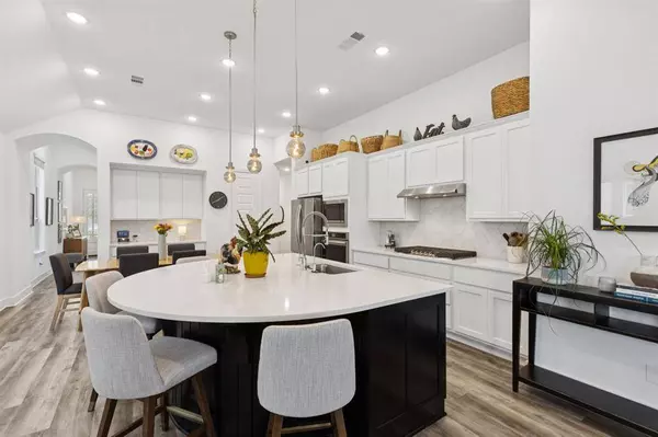 1909 Pelham Drive, Aubrey, TX 76227