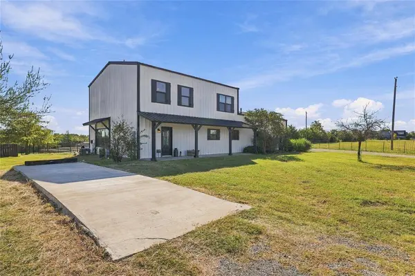 1265 County Road 4642, Trenton, TX 75490