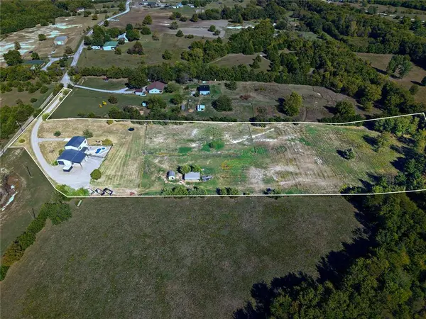 1265 County Road 4642, Trenton, TX 75490