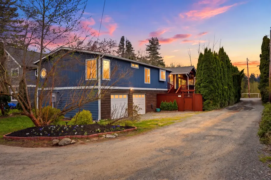 7731 Cedar Pl SE, Snoqualmie, WA 98065-9541