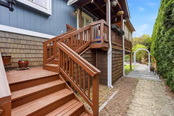 7731 Cedar Pl SE, Snoqualmie, WA 98065-9541