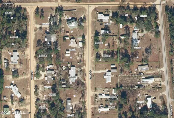 106 CORINTH ST, Interlachen, FL 32148