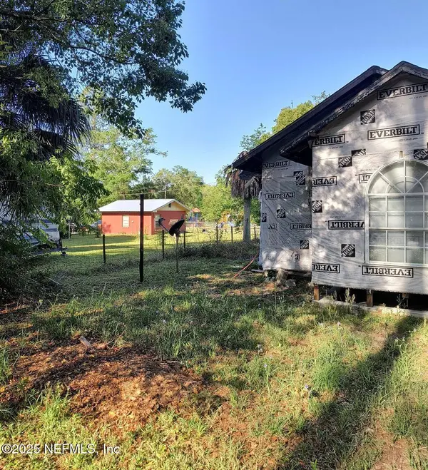 10530 PROSPECT AVE, Hampton, FL 32044