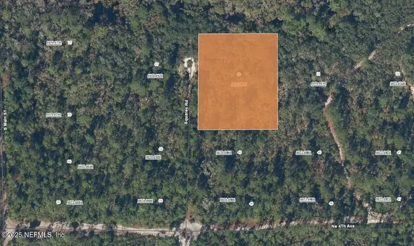 708 SQUARES RD, Palatka, FL 32177