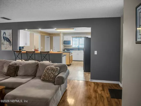 135 ASHLEY LAKE DR, Melrose, FL 32666