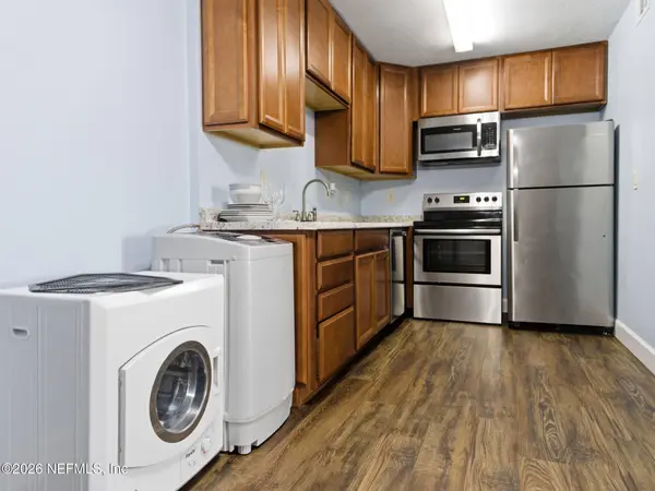 6519 W NEWBERRY RD #1006, Gainesville, FL 32605