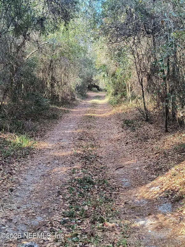 000 FIRST ST, Hawthorne, FL 32640