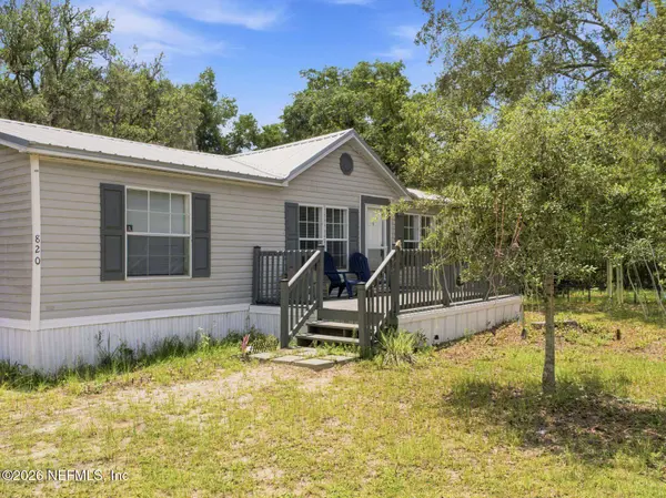 820 SELMA AVE, Interlachen, FL 32148