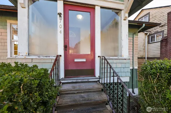 704 Lincoln ST, Hoquiam, WA 98550