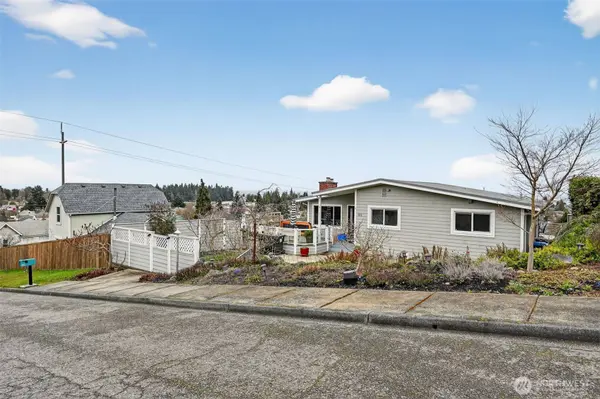 1111 E 8th ST, Port Angeles, WA 98362