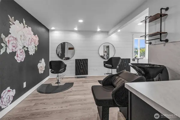 108 Centre ST S, Rainier, WA 98576