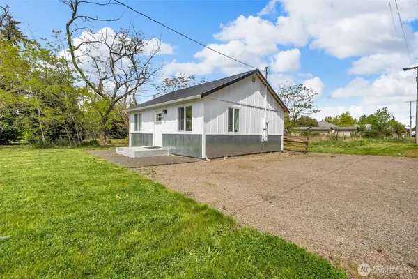 108 Centre ST S, Rainier, WA 98576